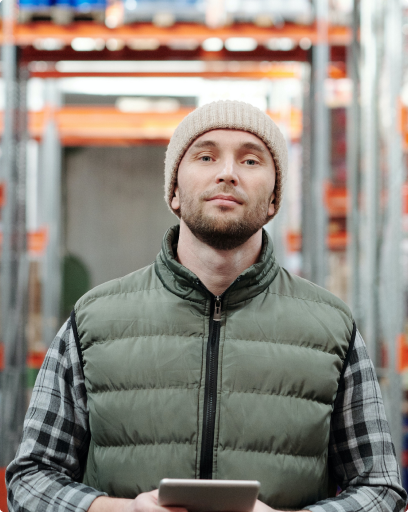 Retail replenishment worker