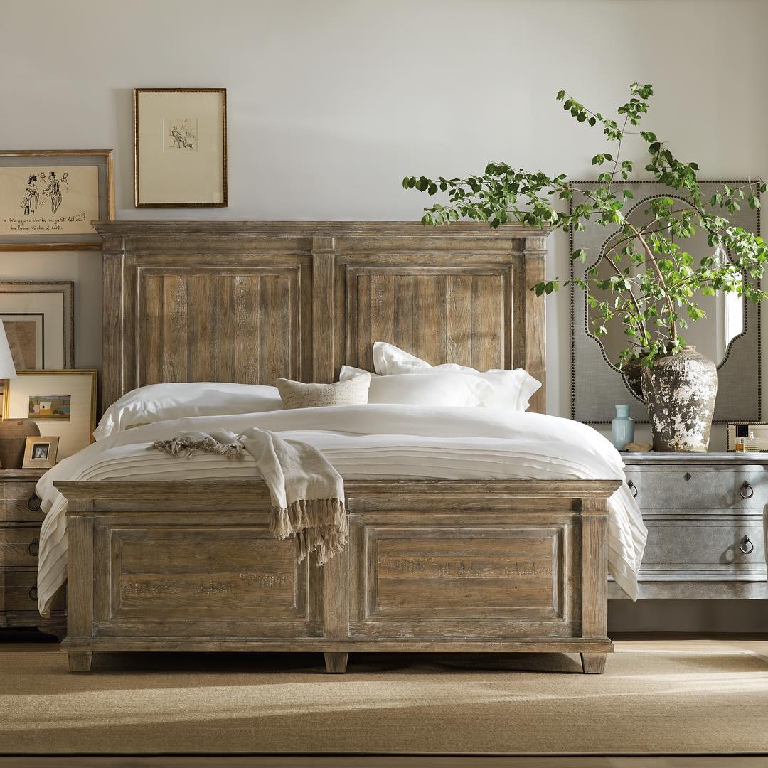 Noble house bedroom